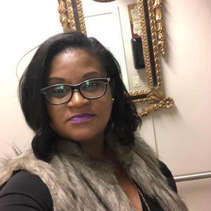 Meet your Posher, Ghania